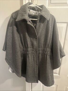 Guess Gray Quilted Cape Coat